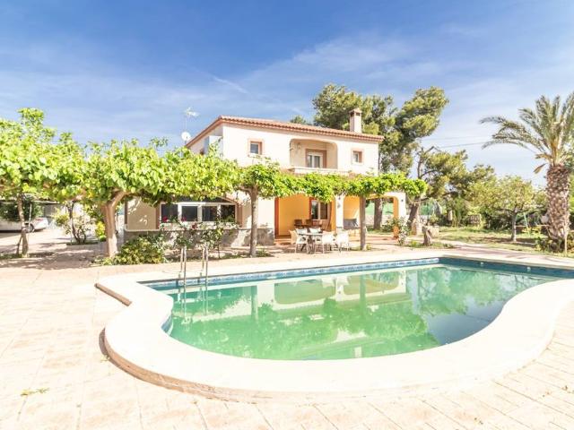 Casa chalet en Venta en Jubalcoi