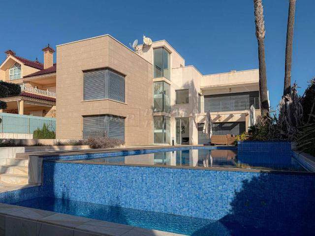 Casa chalet en Venta en La Veleta