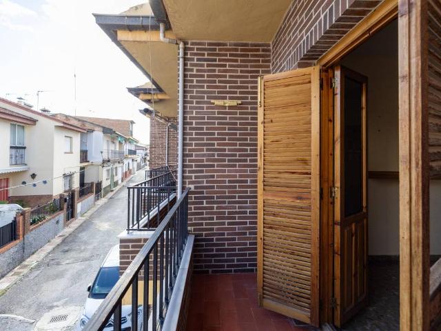 Casa chalet en Venta en La Zubia Ciudad