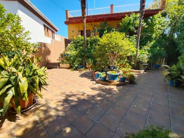 Casa chalet en Venta en La Zubia Ciudad