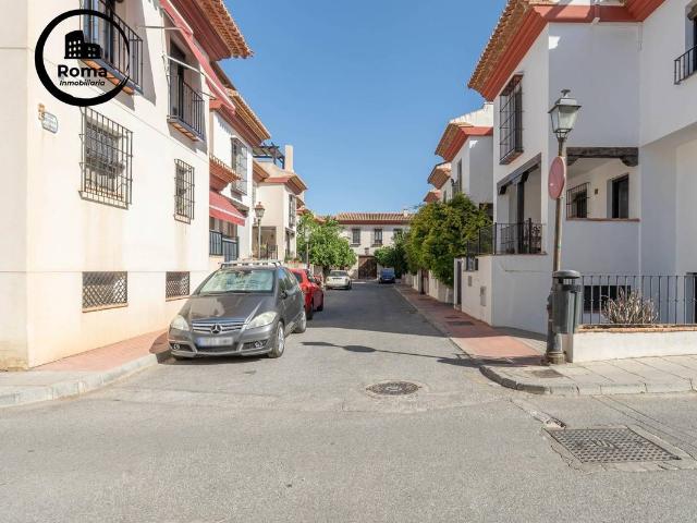 Casa chalet en Venta en La Zubia Ciudad