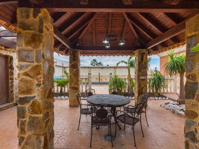 Casa chalet en Venta en La Alcayna
