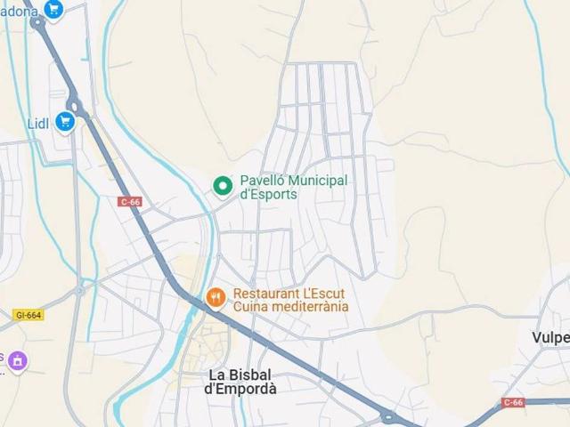 Casa chalet en Venta en La Bisbal d'Empordà