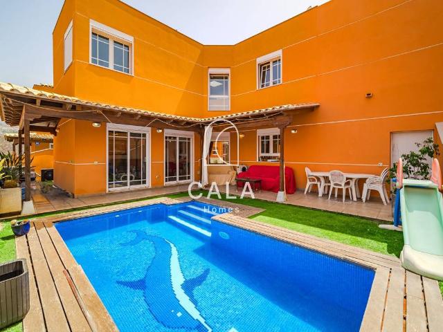 Casa chalet en Venta en La Caleta