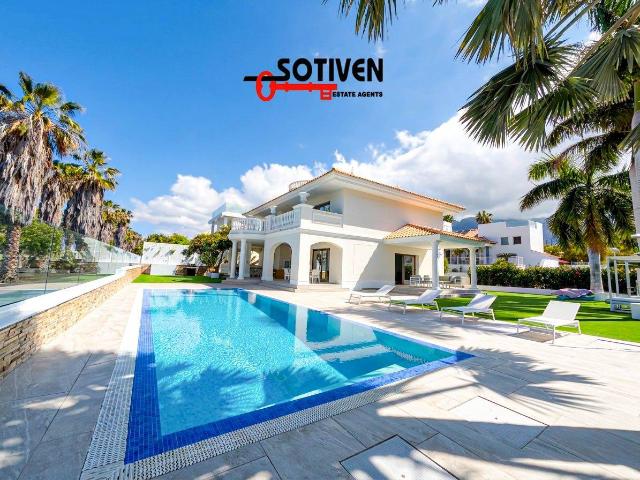 Casa chalet en Venta en La Caleta