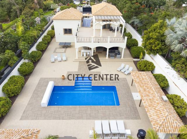 Casa chalet en Venta en La Caleta