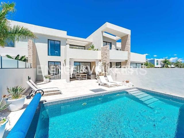 Casa chalet en Venta en La Caleta