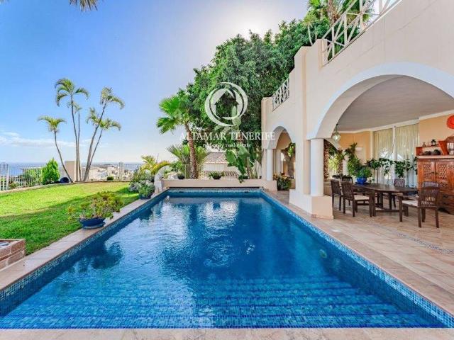 Casa chalet en Venta en La Caleta
