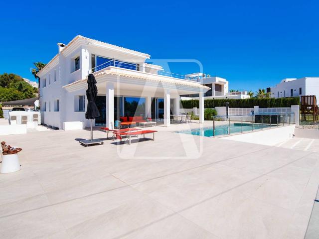 Casa chalet en Venta en La Caleta La Calalga Les Bassetes