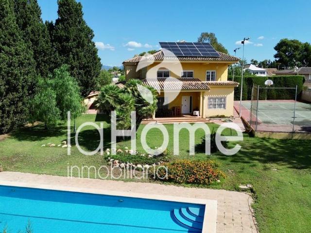 Casa chalet en Venta en La Cañada