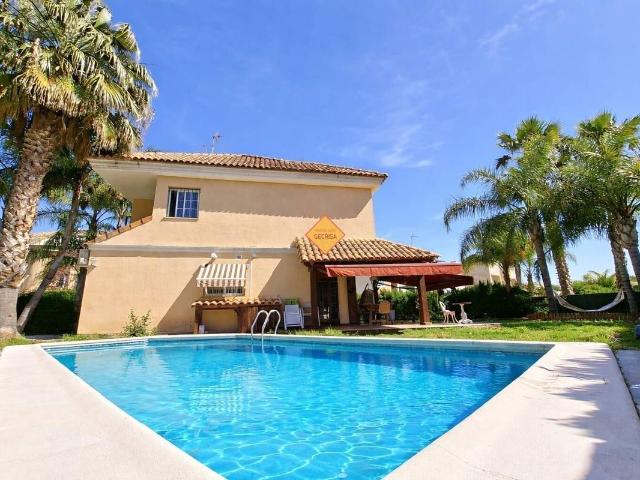 Casa chalet en Venta en La Cañada