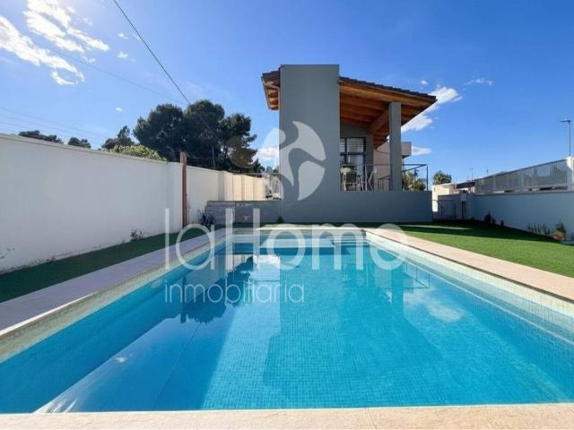 Casa chalet en Venta en La Conarda