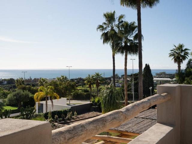 Casa chalet en Venta en La Concha Resina Golf