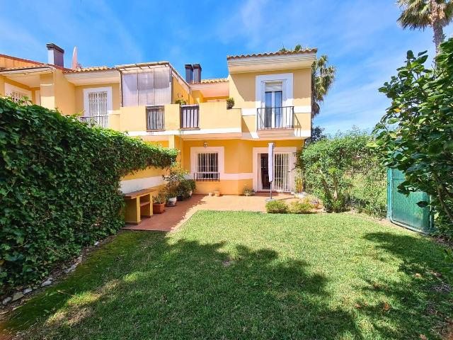 Casa adosada en Venta en La Duquesa