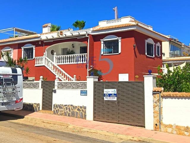 Casa chalet en Venta en La Fiesta
