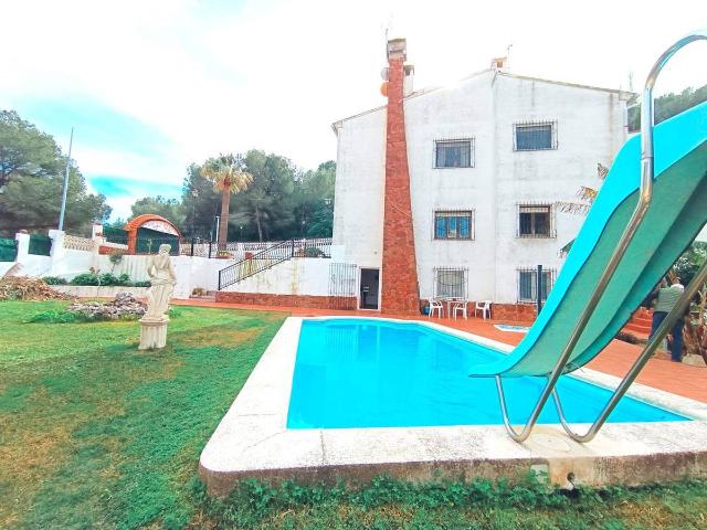 Casa chalet en Venta en La Font d'en Carròs