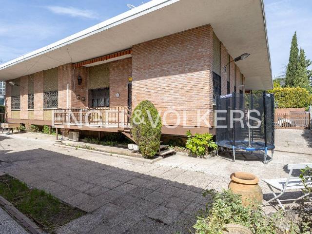 Casa chalet en Venta en La Florida El Plantío