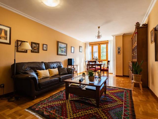 Casa chalet en Venta en La Guía