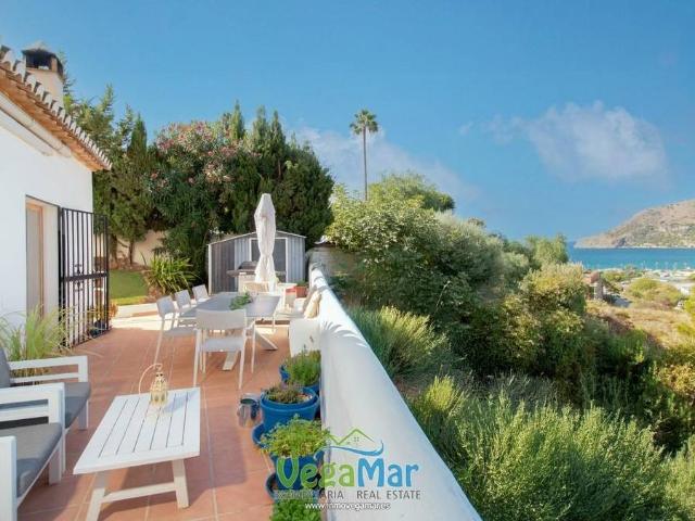 Casa chalet en Venta en La Herradura centro