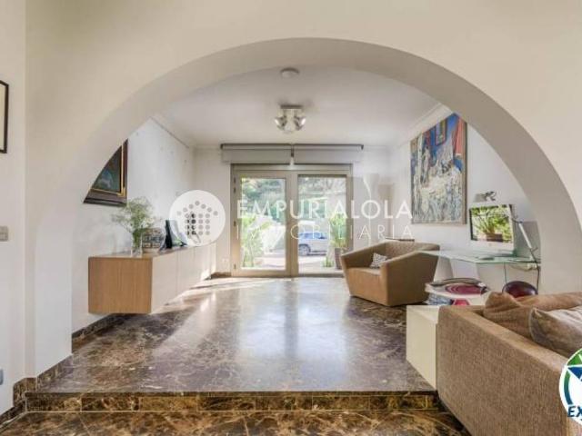 Casa chalet en Venta en La Jonquera
