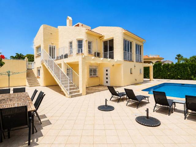 Casa chalet en Venta en La Nucia Pueblo