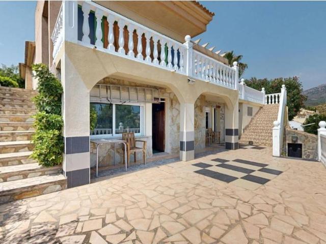 Casa chalet en Venta en La Nucia Pueblo