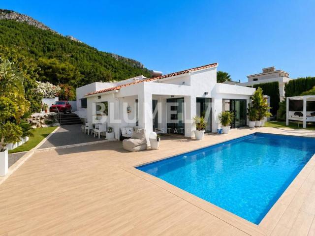 Casa chalet en Venta en La Pedrera Vessanes