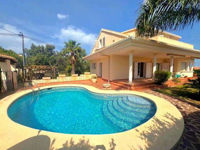 Casa chalet en Venta en La Pedrera Vessanes