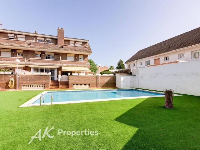 Casa chalet en Venta en La Pineda