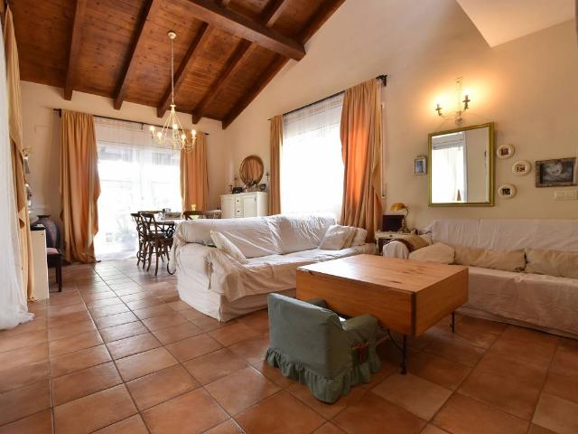 Casa chalet en Venta en La Pobla de Montornès