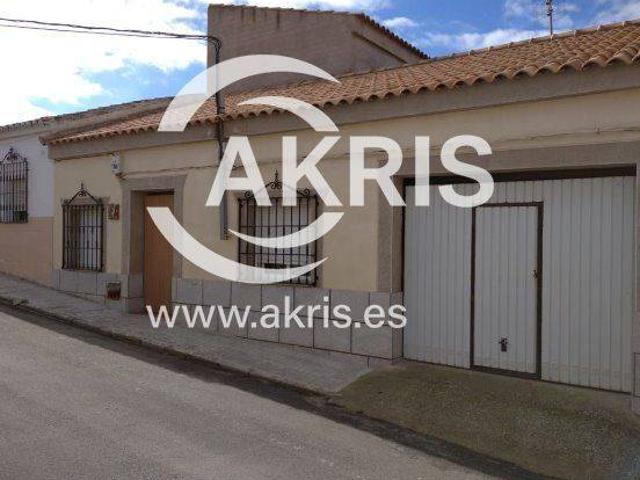 Casa chalet en Venta en La Puebla de Montalbán