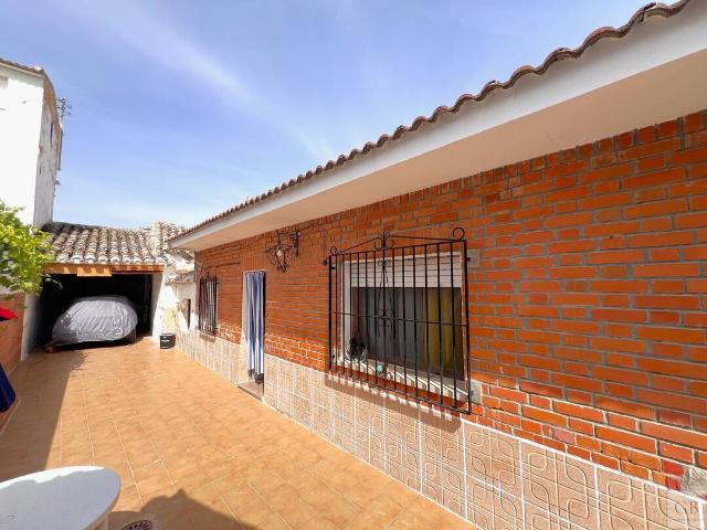 Casa chalet en Venta en La Puebla de Montalbán