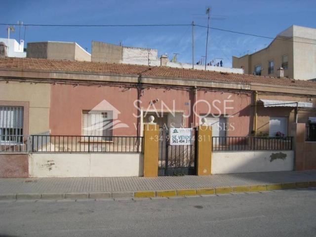 Casa chalet en Venta en La Serranica Sagrado Corazón