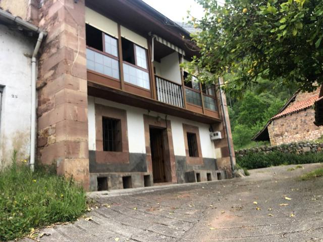 Casa chalet en Venta en Lamasón