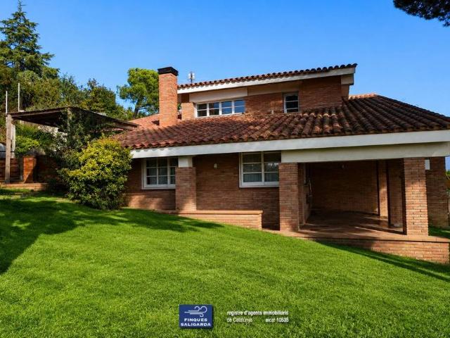 Casa chalet en Venta en L'Ametlla del Vallès