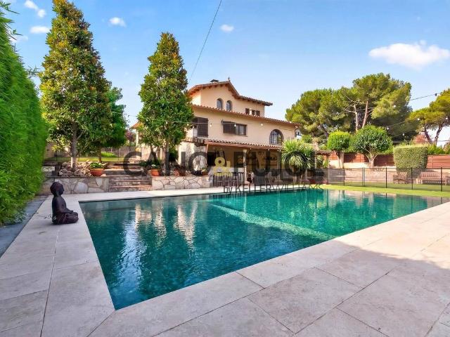 Casa chalet en Venta en L'Ametlla del Vallès