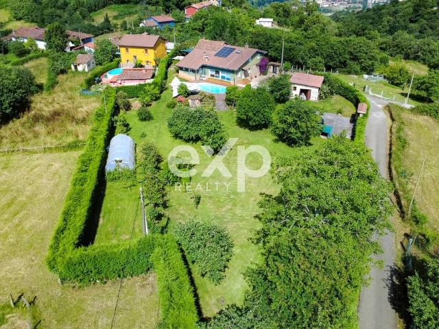 Casa chalet en Venta en Lada