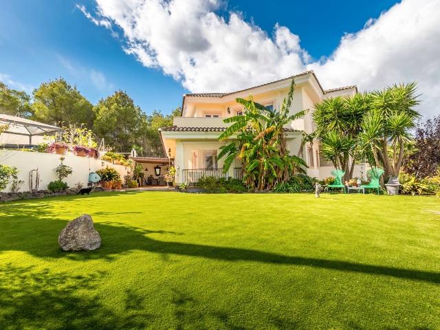 Casa chalet en Venta en Pueblo Urbanizaciones