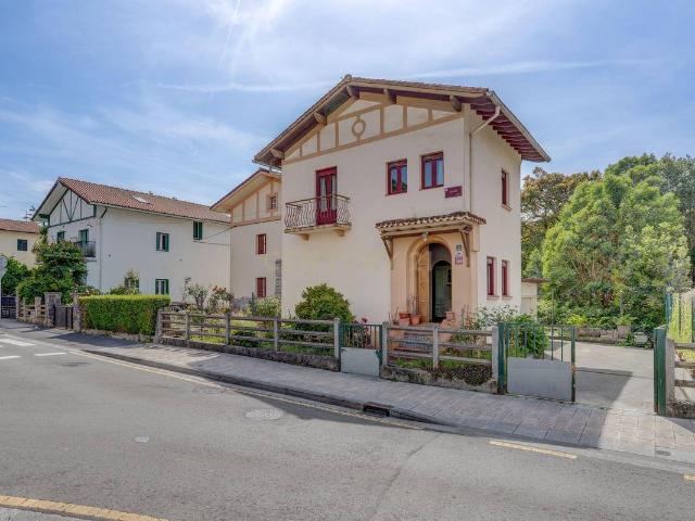 Casa chalet en Venta en Lapice Larreaundi Olaberria Meaka