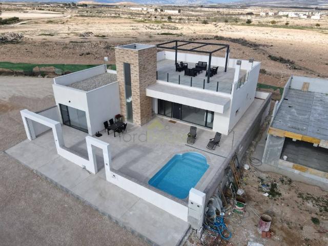 Casa chalet en Venta en Las Cánovas Cuevas de Reyllo