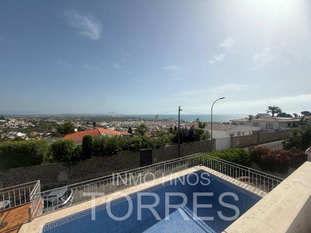 Casa chalet en Venta en Las Atalayas Urmi Cerro de Mar