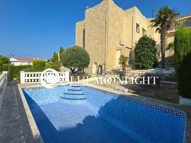 Casa chalet en Venta en Las Atalayas Urmi Cerro de Mar