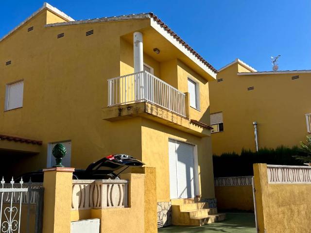 Casa chalet en Venta en Las Atalayas Urmi Cerro de Mar