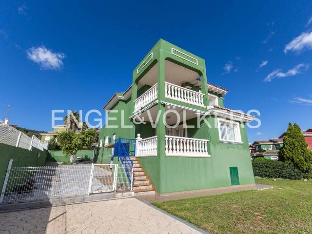 Casa chalet en Venta en Las Atalayas Urmi Cerro de Mar