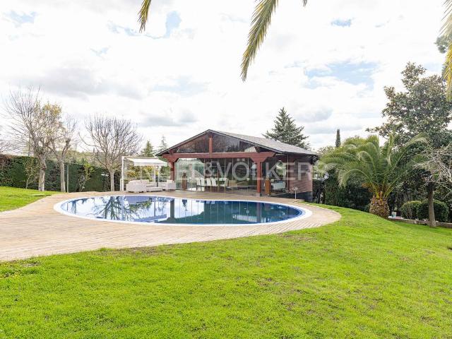 Casa chalet en Venta en Las Lomas
