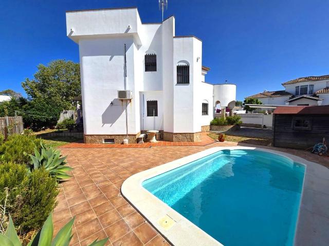 Casa chalet en Venta en Las Lagunas Campano
