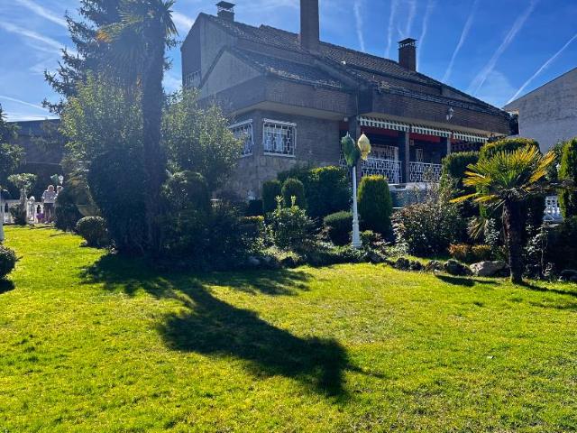 Casa chalet en Venta en Las Matas Peñascales