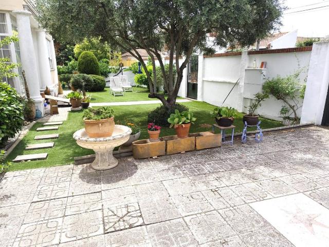 Casa chalet en Venta en Las Villas Valparaiso El Peral