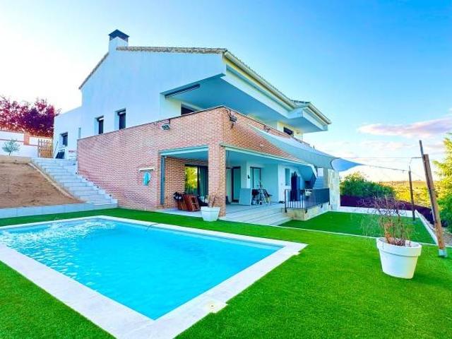 Casa chalet en Venta en Layos