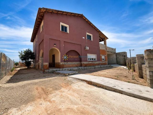 Casa chalet en Venta en L'Énova
